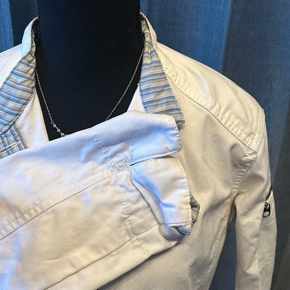 White Columbia Jacket - Picture 3 of 6